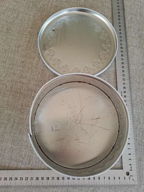 Biscuit Tin - Round White