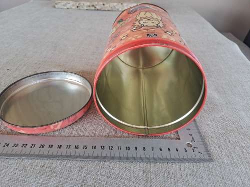 Biscuits tin - long - orange - animals