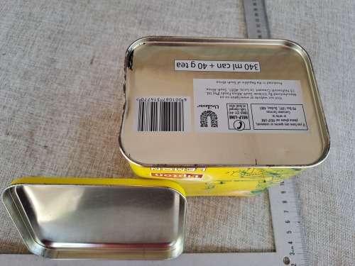 Biscuit tea tin - lipton lemon - yellow