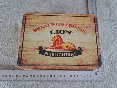 Lion match firelighters - braai with friends tin
