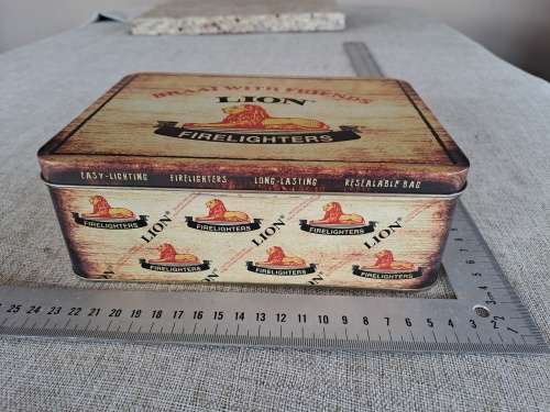 Lion match firelighters - braai with friends tin