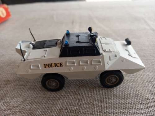 Police Commando X M 705- Solido