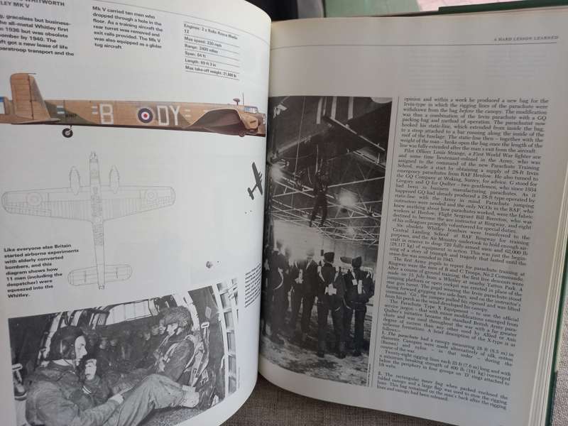 Airborne Warfare, 1918-1945 Book by Barry Gregory and John Batchelor
