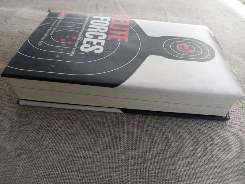 Elite Forces: The World`s Most Formidable Secret Armies - Author: Richard M. Bennett