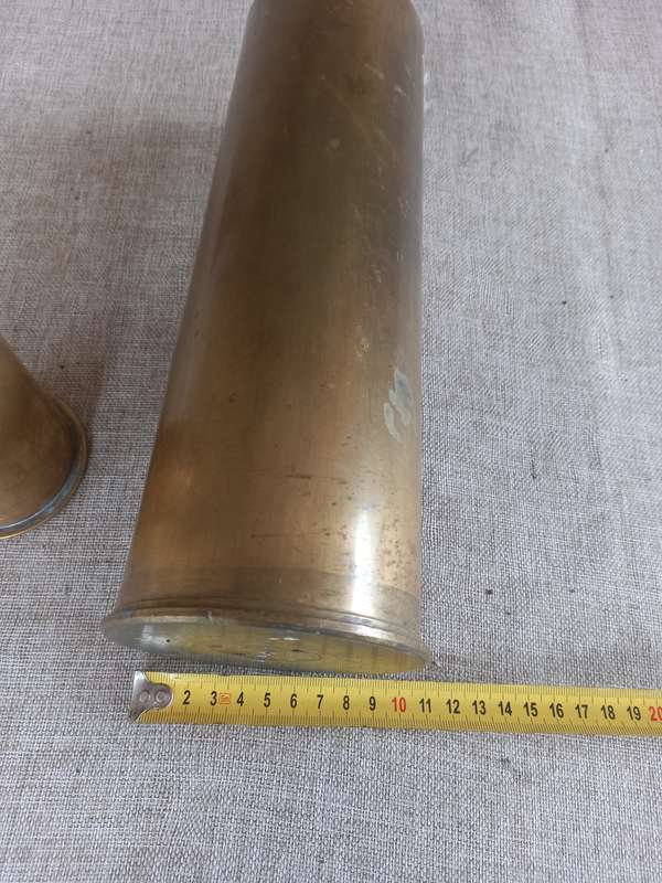 Artillery Shell - WW II 25 Pounder Field Gun (88 x 292mmR) cartridge case.
