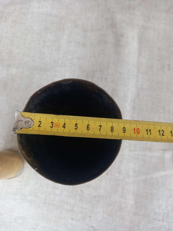 Artillery Shell - WW II 25 Pounder Field Gun (88 x 292mmR) cartridge case.