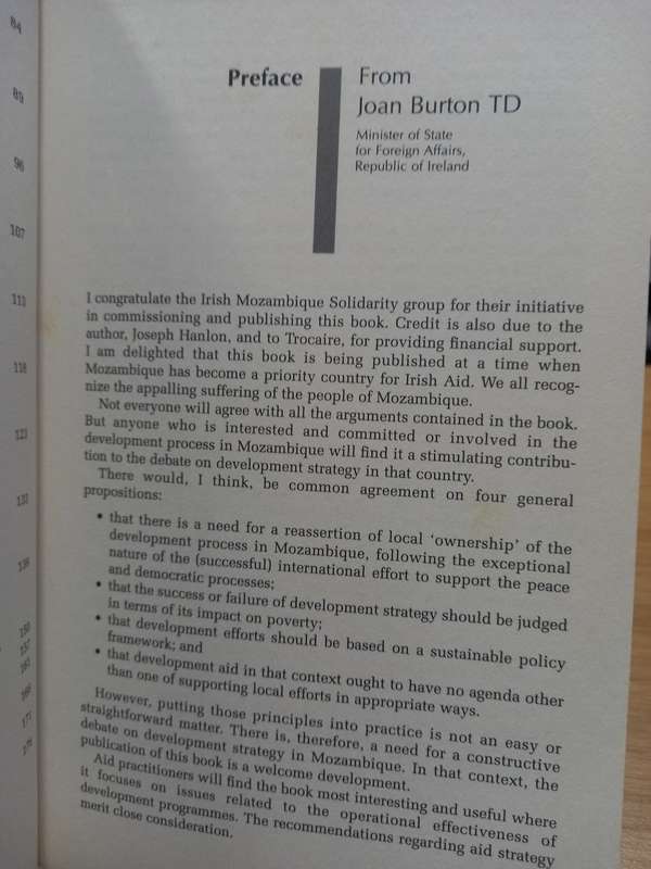 Peace Without Profit (African Issues) - how the IMF blocks rebuilding in Mozambique -Joseph Hanlon