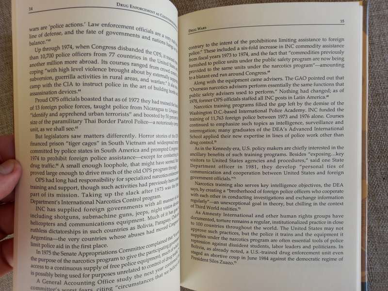 Drug Wars: Corruption, Counterinsurgency and Covert Operations in the Third World - Jonathan Marshal