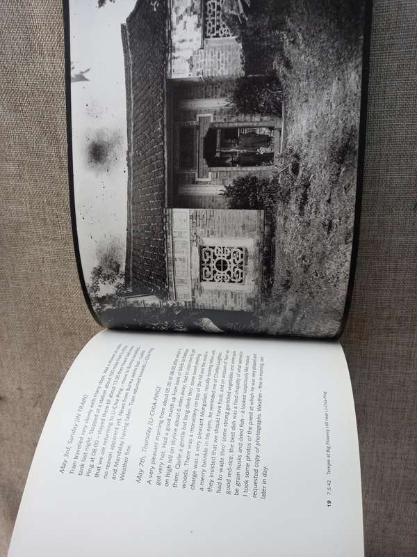 On Big Flowery Hill - a soldiers journal of a secret mission into occupied China - 1942 - John Hay