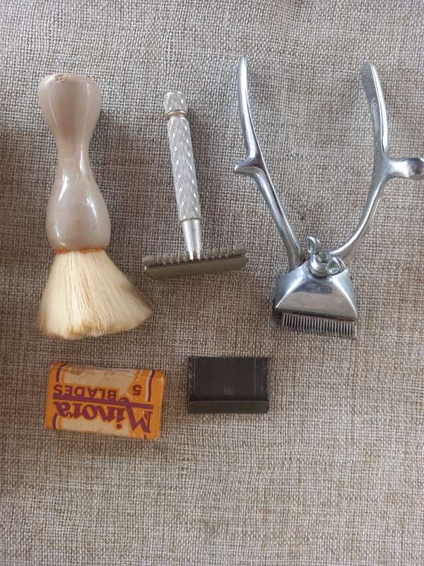 Vintage Burman clipper 1950s - made in England- all in 1 barber set