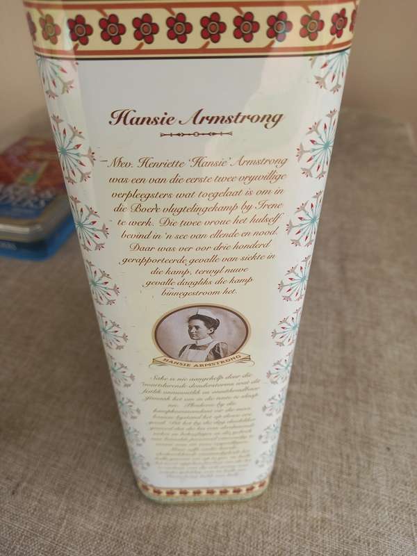 Ouma rusk 1kg tin 1899-1902 Commemorative edition