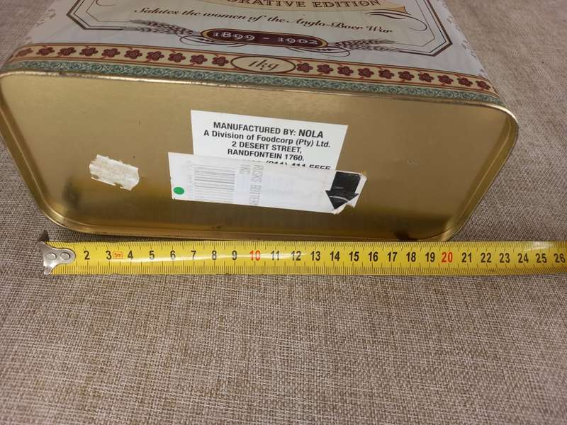 Ouma rusk 1kg tin 1899-1902 Commemorative edition