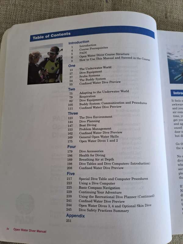 PADI Open Water Diver Manual