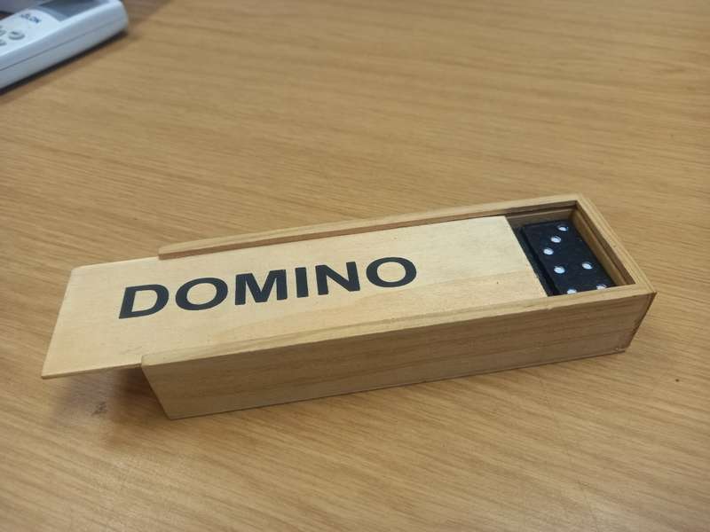 Dominoes - Domino - game set