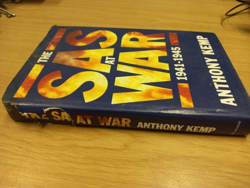 The SAS at War: 1941-1945  - Anthony Kemp