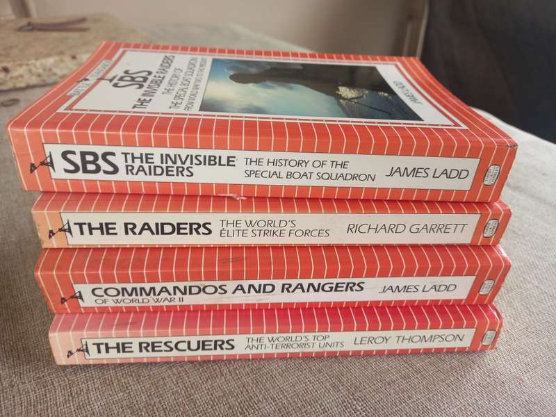 SBS the invisible raiders - the history of the special boat squadron from WWII to the present - Jame