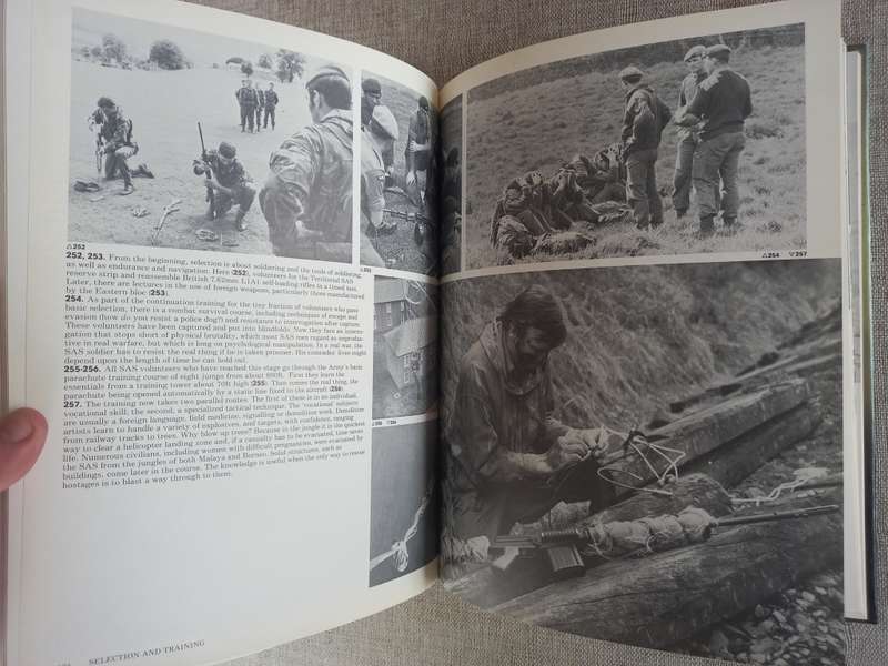 This is the SAS -  A pictorial history of the Special Air Service Regiment - Tony Geraghty