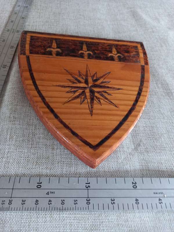 Recce - wooden plaque - hand carved (1 of a kind ?)