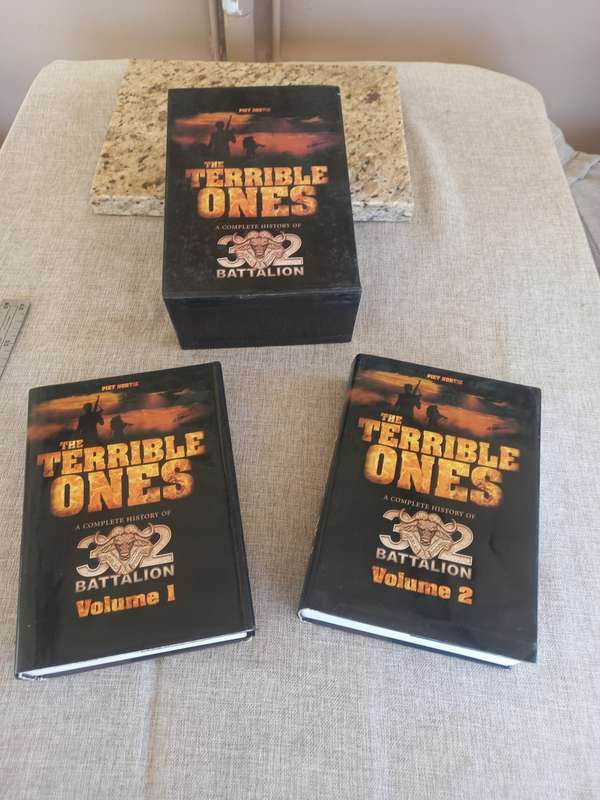 The Terrible Ones: The Complete History of 32 Battalion - Piet Nortje