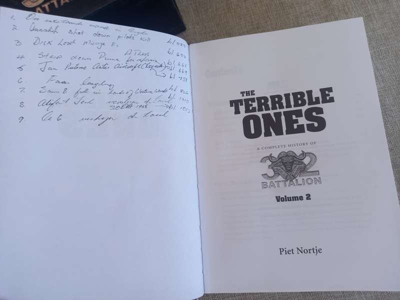 The Terrible Ones: The Complete History of 32 Battalion - Piet Nortje