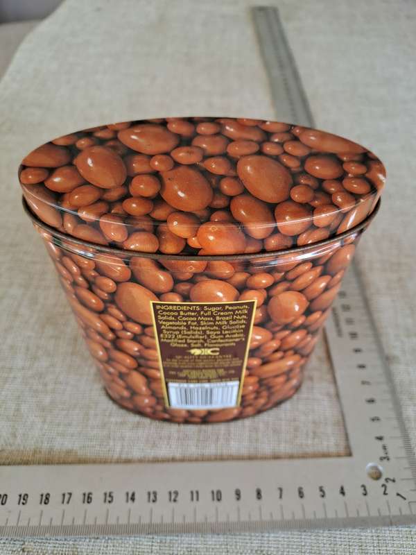 Chocoholics Mixed Nuts Collectors Tin