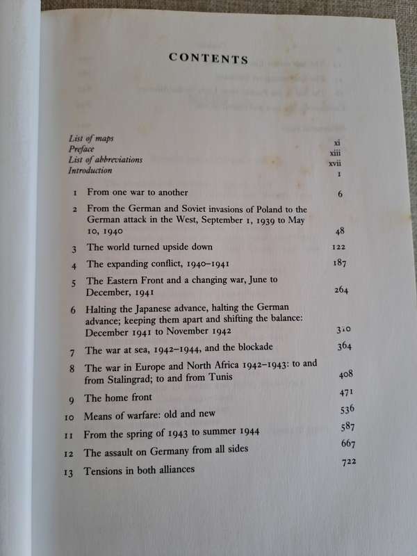 A World At Arms - A Global History of World War II - Gerhard L. Weinberg