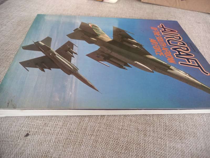 Aircraft of the South African Airforce - Herman Potgieter - Willem Steenkamp