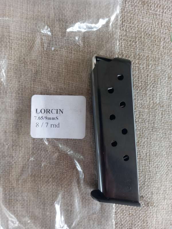 Lorcin 7.65 / 9mm S - 8 / 7 round magazine