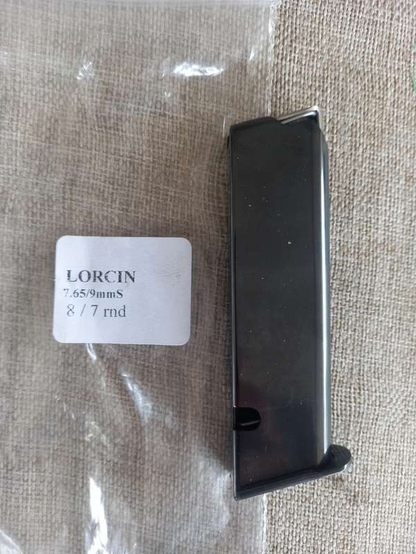 Lorcin 7.65 / 9mm S - 8 / 7 round magazine