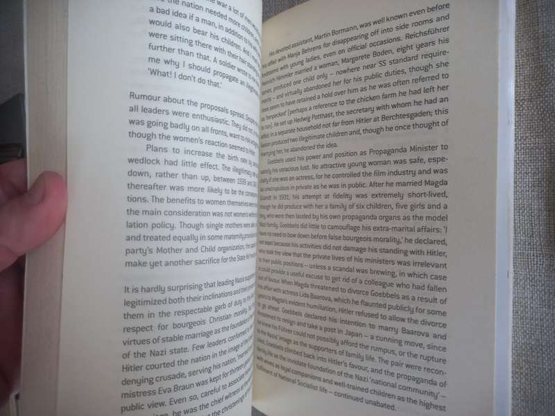 Nazi Women, Hitler`s Seduction of a Nation - Cate Haste