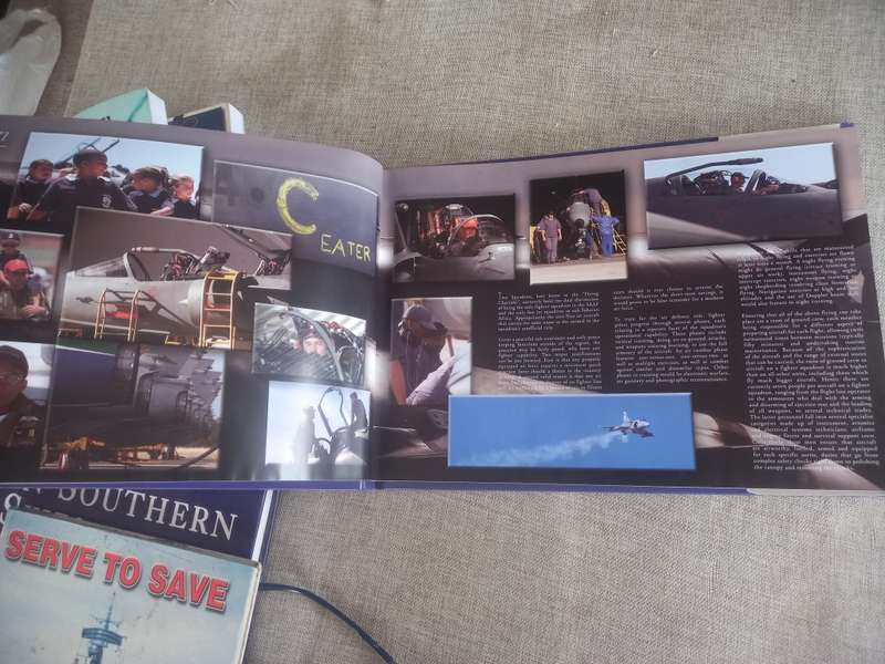 Soaring With Eagles : The South African Air Force - Visual Celebration - Frank Dely