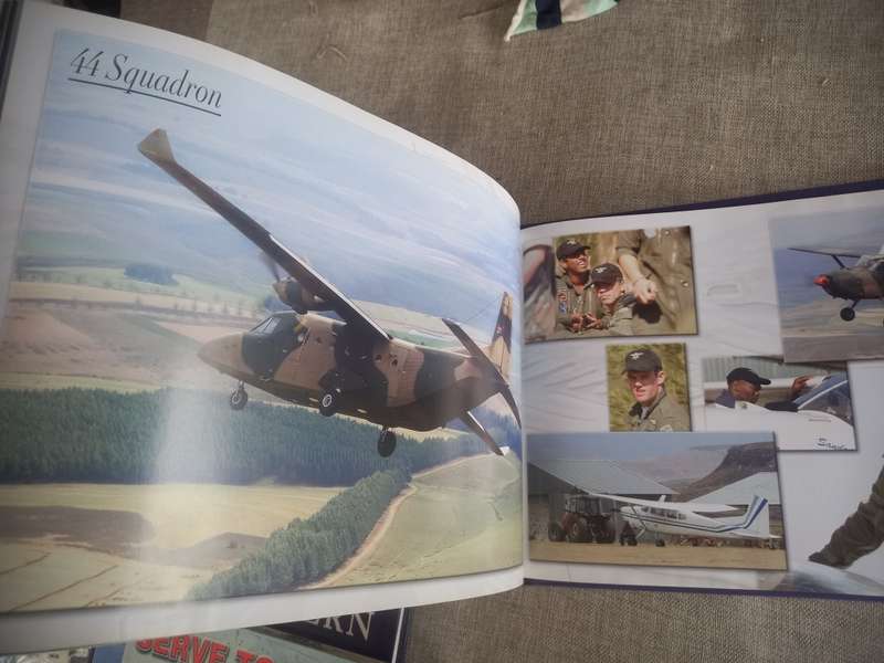 Soaring With Eagles : The South African Air Force - Visual Celebration - Frank Dely