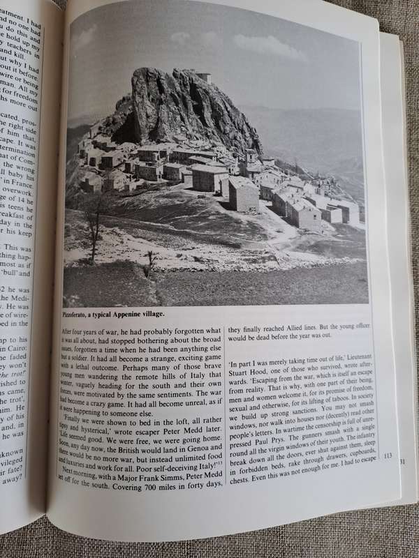 The Long March on Rome The Forgotton War - Charles Whiting