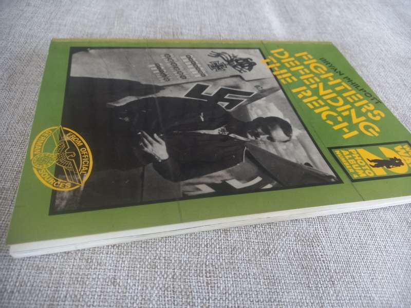 Fighters Defending the Reich: A Selection of German Wartime Photographs from the Bundesarchiv, Koble