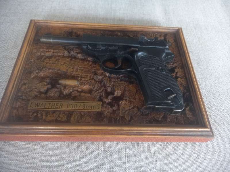 Walther P38 foam display piece