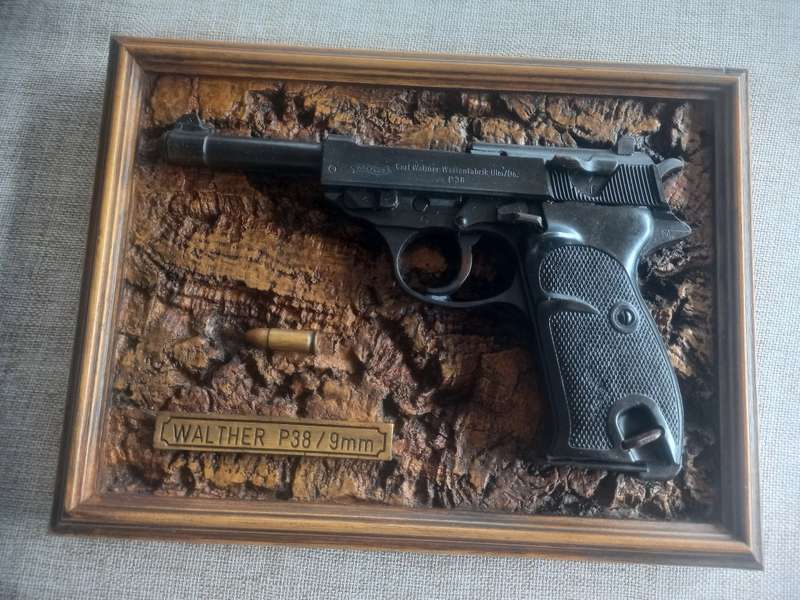 Walther P38 foam display piece