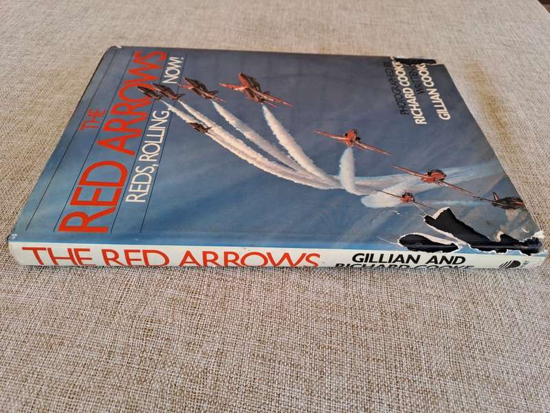 The Red Arrows - Reds, Rolling, Now! - Richard & Gillian Cooke