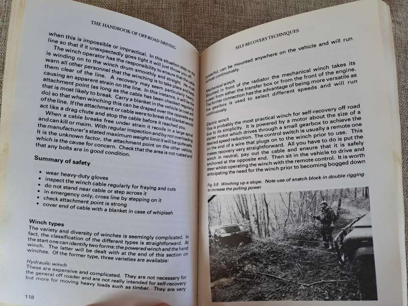 The Handbook of Off-Road Driving 2nd Edition Fully Revised - J. Cremona & K. Hart