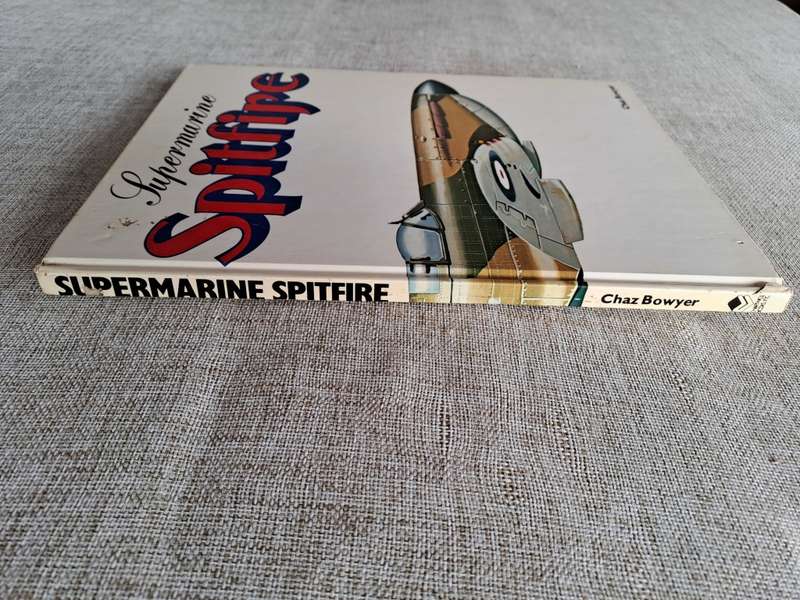 Supermarine Spitfire - Chaz Bowter