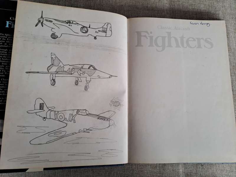 Classic Aircraft Fighters - Bill Gunston