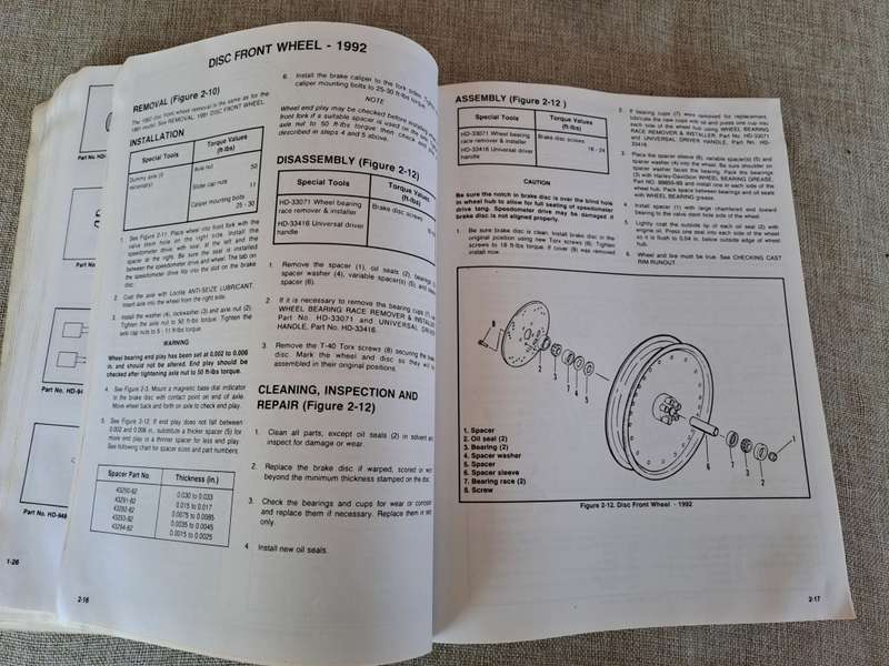 Harley-Davidson Service Manual 1991 and 1992 Softail Models