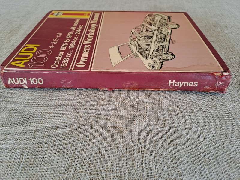 Audi 100 4- & 5-cyl October 1976 to 1979 Owners Workshop Manual