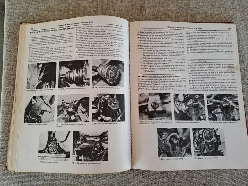 Audi 100 4- & 5-cyl October 1976 to 1979 Owners Workshop Manual