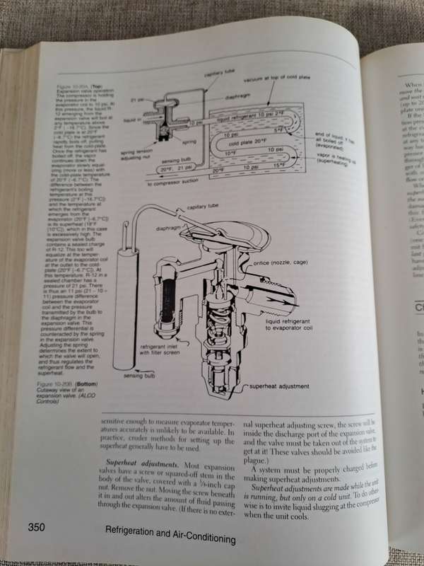 Boatowner`s Mechanical and Electrical Manual Second Edition - Nigel Calder