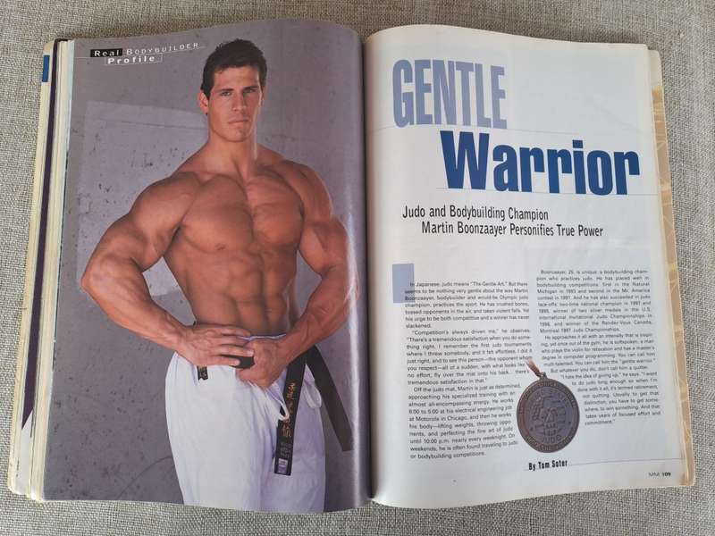 Muscle Media Magazine February 1999