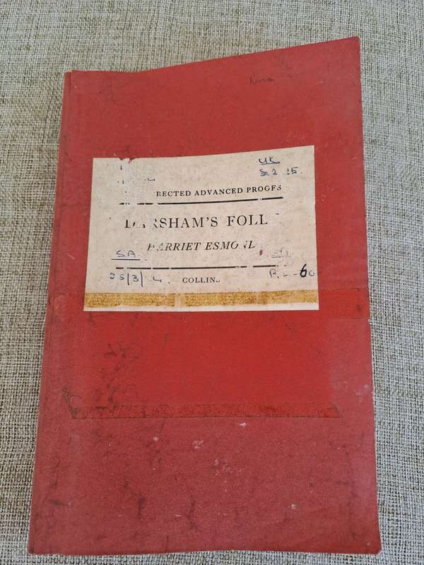 Darsham`s Folly (Uncorrected Advanced Proof) - Harriet Esmond