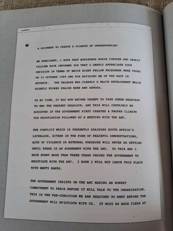A Prisoner in The Garden: Opening Nelson Mandela`s Prison Archive