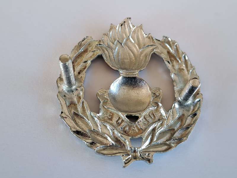 South African Defence Force SADF Engineers Corps Cap Badge