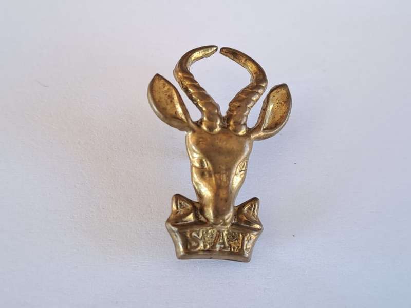 South African Army SA Infantry (SAI) Brass Collar Badge