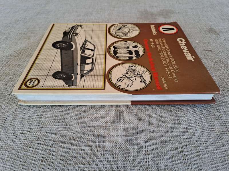 Chevrolet Chevair 2000, 2300 Owners Workshop Manual 1976-82 - Autobooks